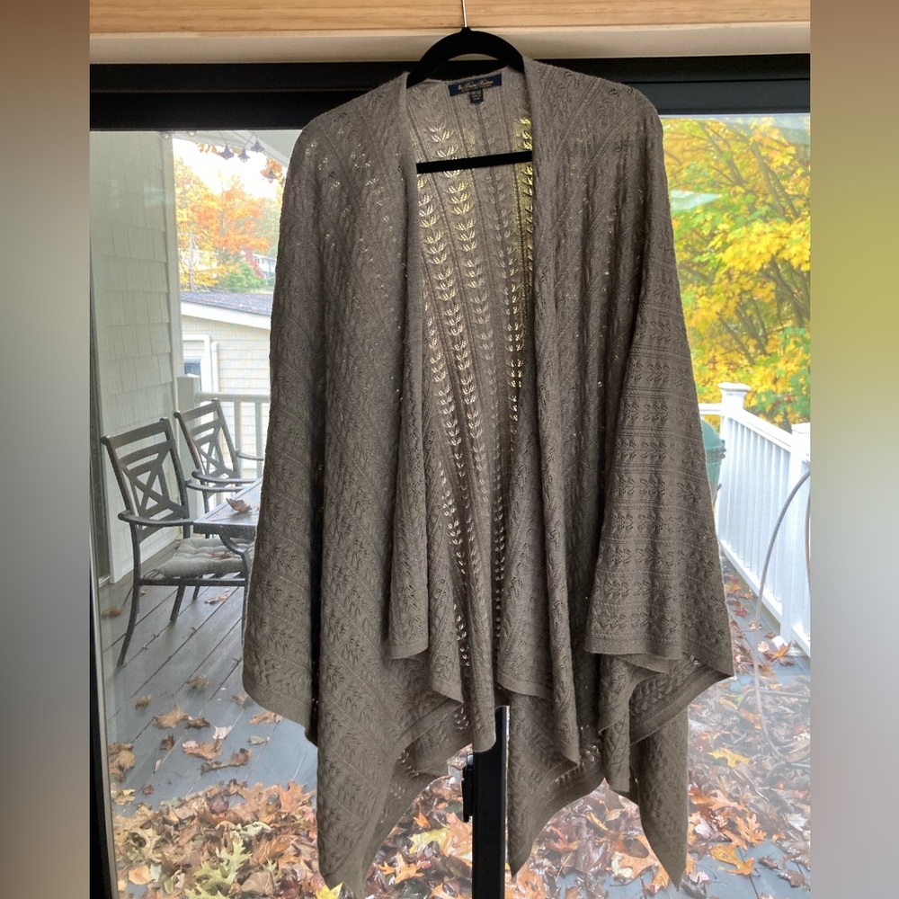 Brooks Brothers 100% Wool Shawl